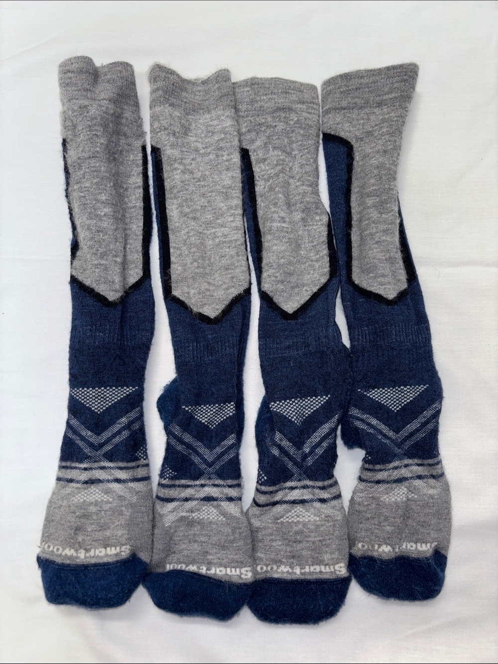 Smartwool cushioned winter sport socks ski snowboard MD M bundle merino wool OTC